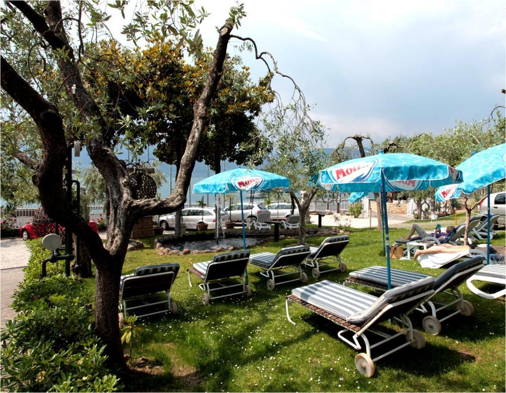 Hotel Fraderiana Torri Del Benaco Ruang foto